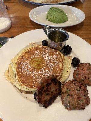 Fluffy lemon pancakes and chicken sausage