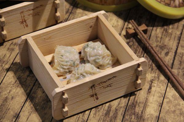 Green Chive Dumplings with Pork and Shimp