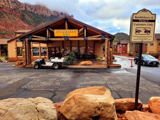 The hotel with the beautiful Zion mountains in the background