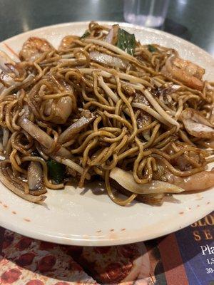 Shrimp chow mien