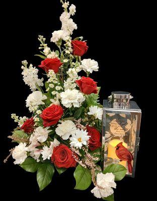 Classic design with red roses along with a keepsake memory lantern