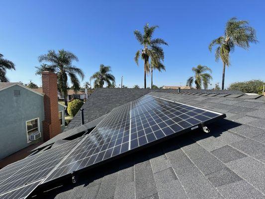 Residential solar panel install in Long Beach