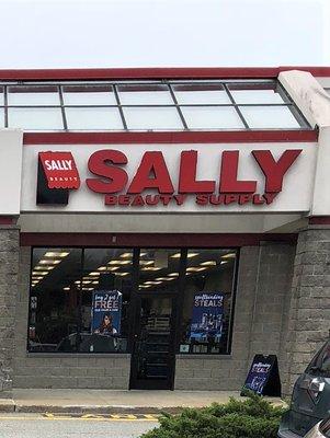 Beauty Supply Store in Fieldstone Plaza Strip Mall in New Bedford