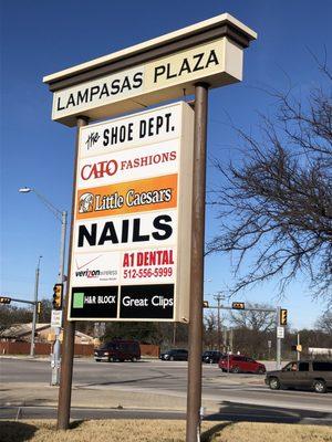 Lampasas Plaza Shopping Center - home of Great Clips