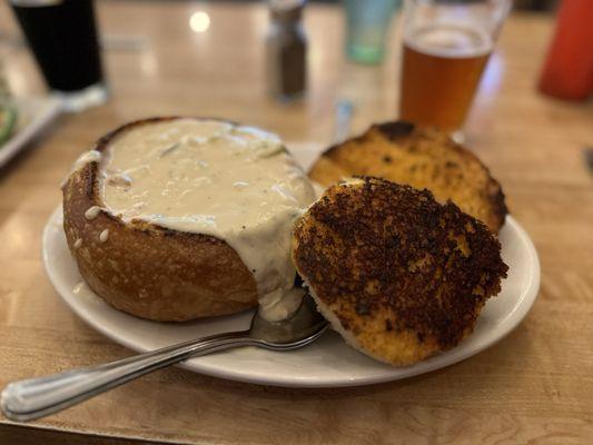 Chowder sourdough bread