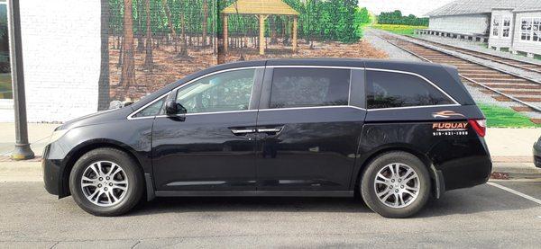 HONDA ODYSSEY - SEATS 7 PASSENGERS