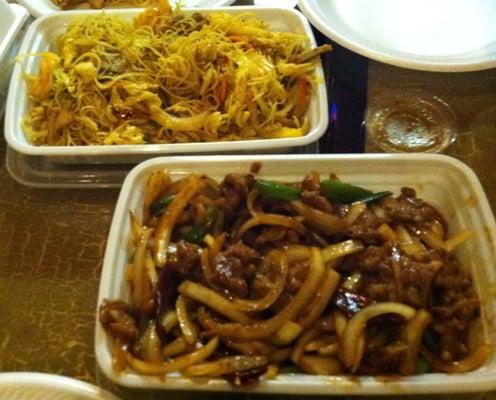 Singapore Mi Fun & Mongolian Beef