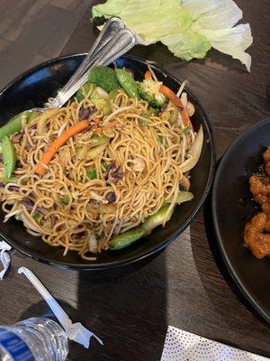 Signature Lo Mein