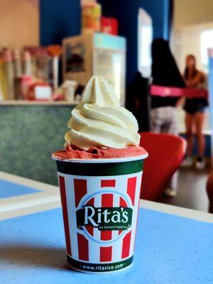 Chocolate covered strawberry gelati