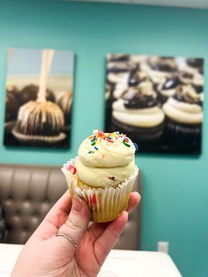 Funfetti cupcake