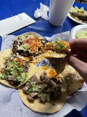 Tacos El Pillo