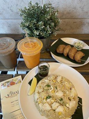 New Jumbo Lump Crab Meat Fried Rice Thai Iced Tea New Thai Iced Coffee Chicken Curry Puffs (4)