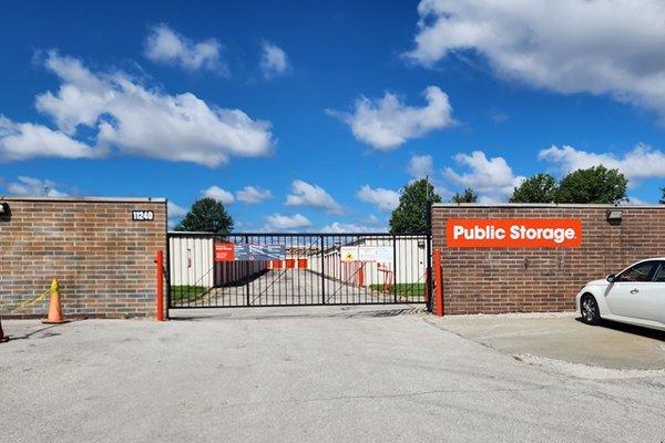 Public Storage