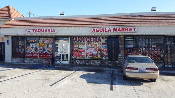 La Aguila Market Entrance