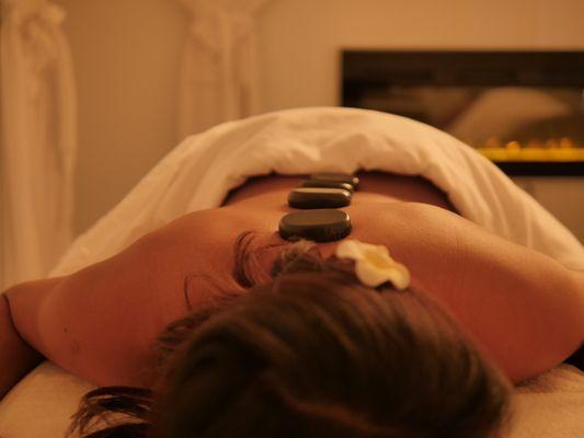 Couple Massage-Hot stone