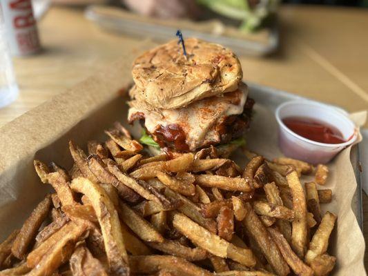 Featured item - wagyu burger