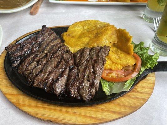 8 oz. Entrana Asada Plato