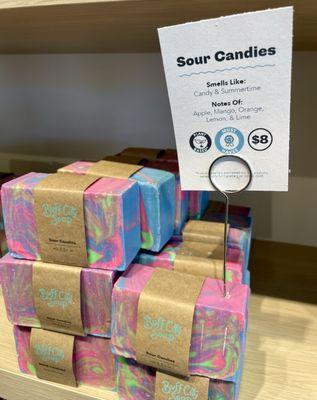 This smells nothing like Candy and Summertime from the Diamond Club. Fake News!!!