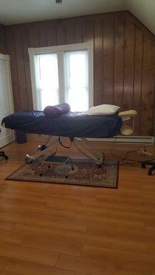 Treatment room for acupuncture and skin care