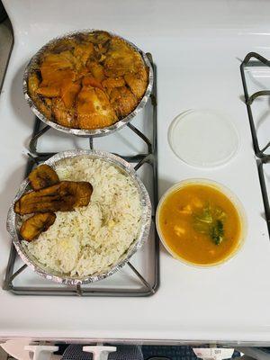 Stew Chicken, Shrimp with Garlic Sauce, White Rice, and Maduros