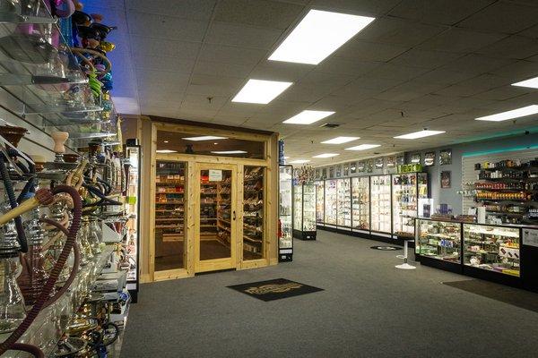 Humidor and Glass pipes