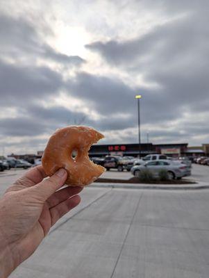 1-10 scale-8. We have a winner. After 7 OBT performed on area glaze HEB is champ. A heavy,yeasty yet sublime,too sweet but Great Glazed!