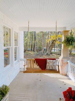 Porch swing