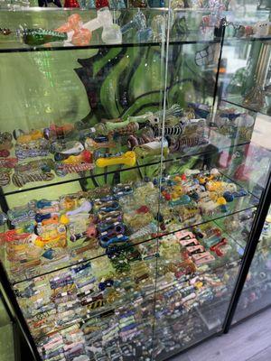 All your bowls, pipes, one hitters in one store!