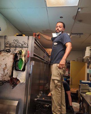 Commercial refrigerator repairs