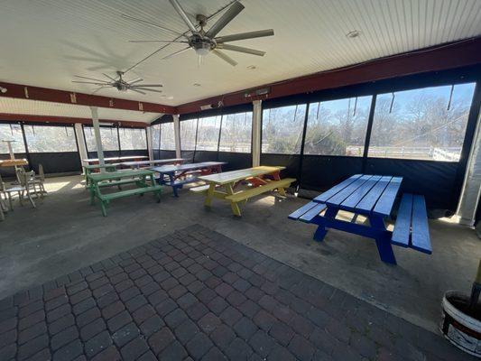 Indoor/outdoor patio seating