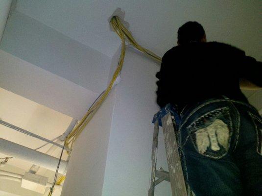 Wiring up internet cables