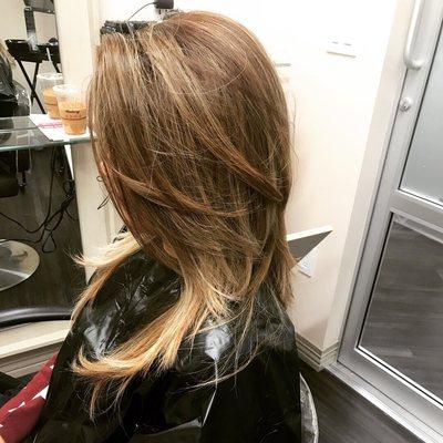 Ombré hair and a natural root touch up