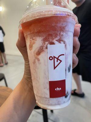 Strawberry with cheese + boba