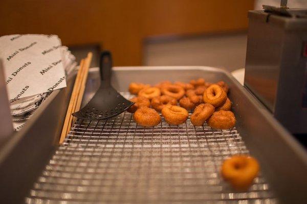 Hot, fresh mini donuts for your event!