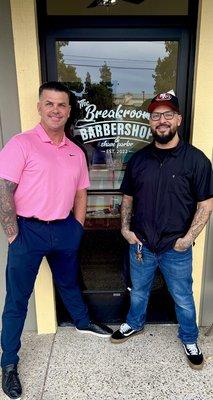 After I got my haircut, I asked Kevin if you could take a quick photo with me outside the shop.