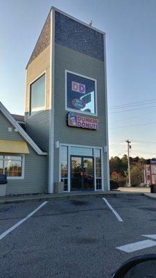 Dunkin in Kittery ME