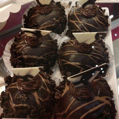 Chocolate Truffle Cake Bombs