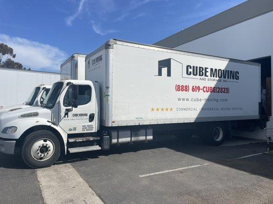 Need storage during transition? No problem , cube movers are ready to help #sandiego #movers