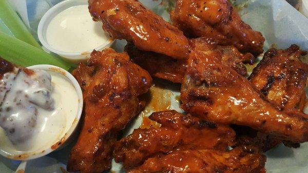 Several flavors of wings