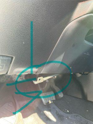 Tow person broke when looking 4 hood latch