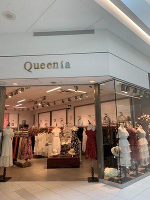 Queenia Fashion