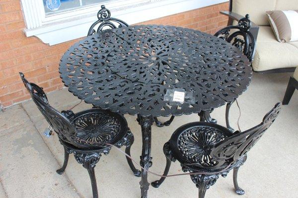 Outdoor/Patio Furniture