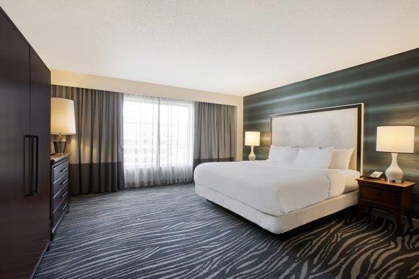 Embassy Suites by Hilton Orlando Airport