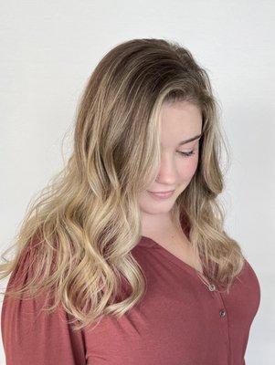 Buttery blonde balayage