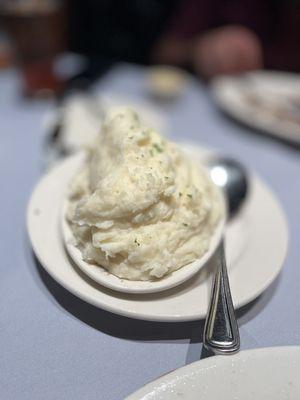 Garlic mashed potatoes