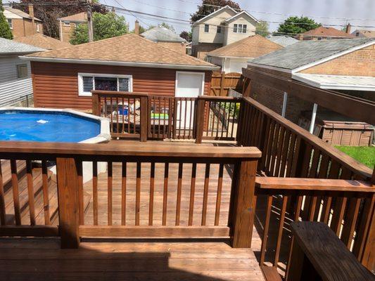 Chicagoland Deck Cleaning & Sealing