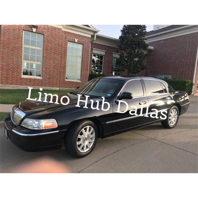 Limo Hub Dallas #limoservice #dfwlimoservice #towncarservice #sedan #suv https://www.limohubdallas.com