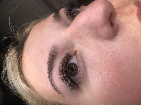 Volume eyelash extensions