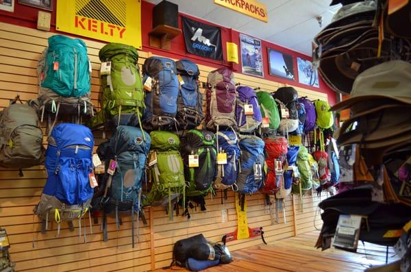 Backpacks
Climbing Packs
Osprey
Camelback