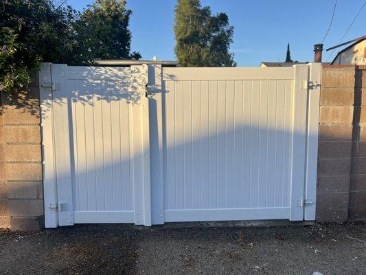 STANDARD PRIVACY STYLE | 3' WIDE SMALL ENTRY GATE W/ LARGE 6' WIDE GATE "DOUBLE GATE" | VINYL BUILT FOR YOU! -- CA VINYL CONNECTION, MFG